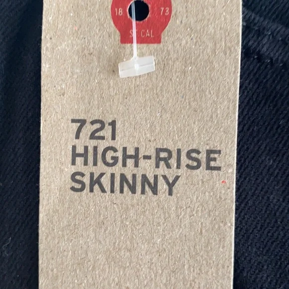 Levi’s 721 high rise skinny jeans . - Picture 5 of 5